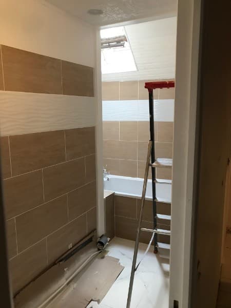 Pose d'une nouvelle salle de bain - En cours