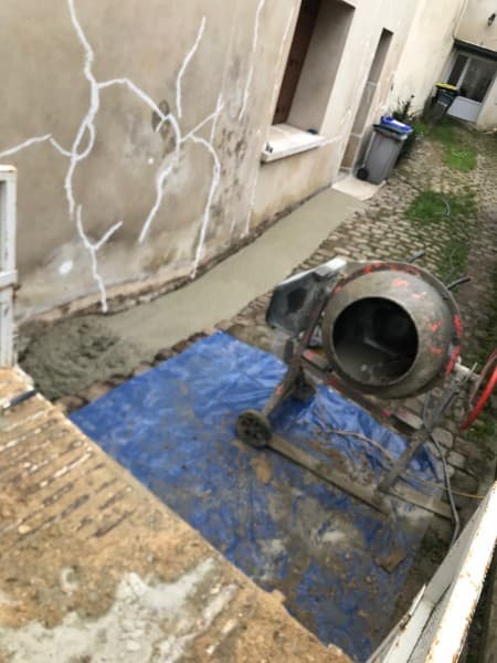 Maçonnerie et peinture de façade - Avant